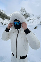 Steppjacke mit Kapuze und Fell