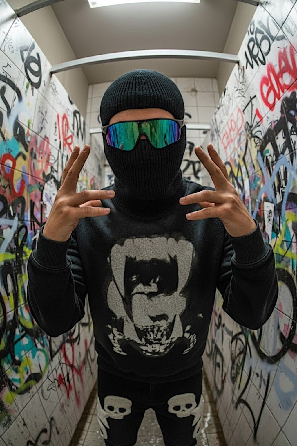 Black and white knit sweater - y2k streetwear
