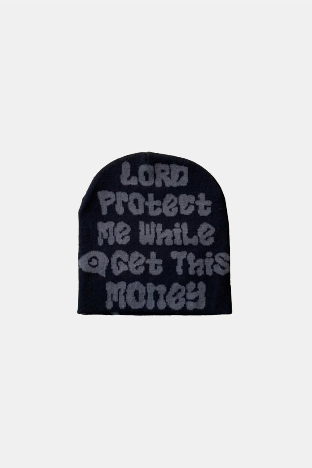 Bonnet aesthetic - y2k streetwear