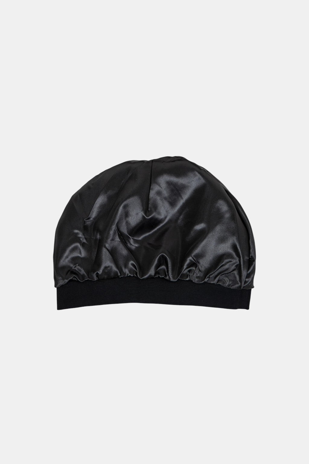 Bonnet doublee satin - y2k streetwear