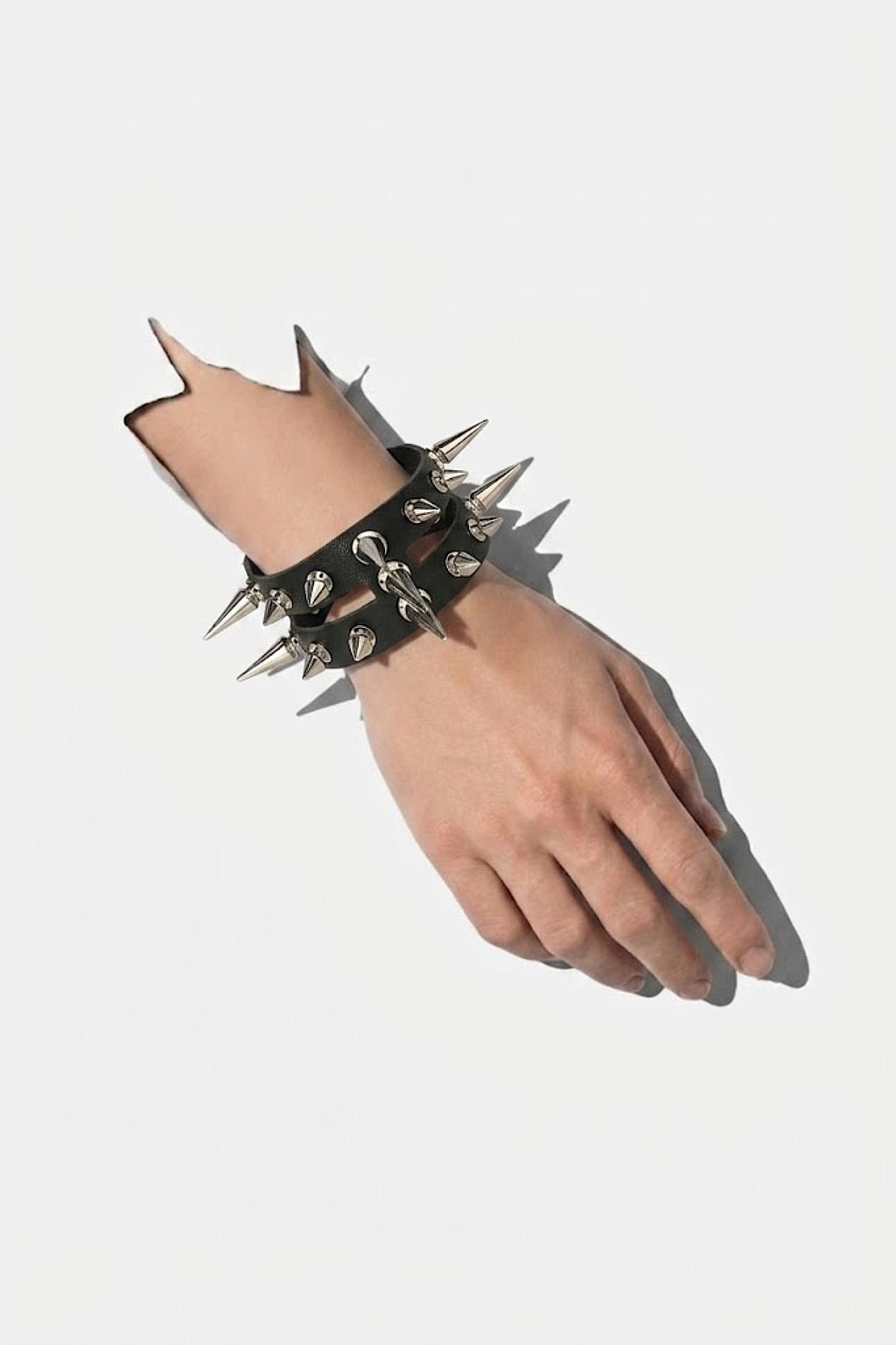 Bracelet à pointes - y2k streetwear