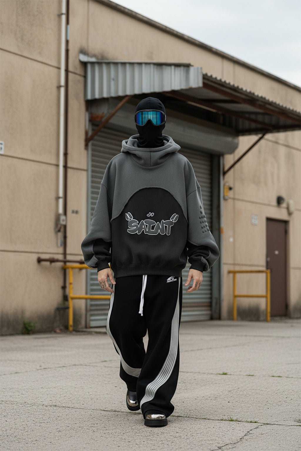 Hoodie Saint - y2k streetwear