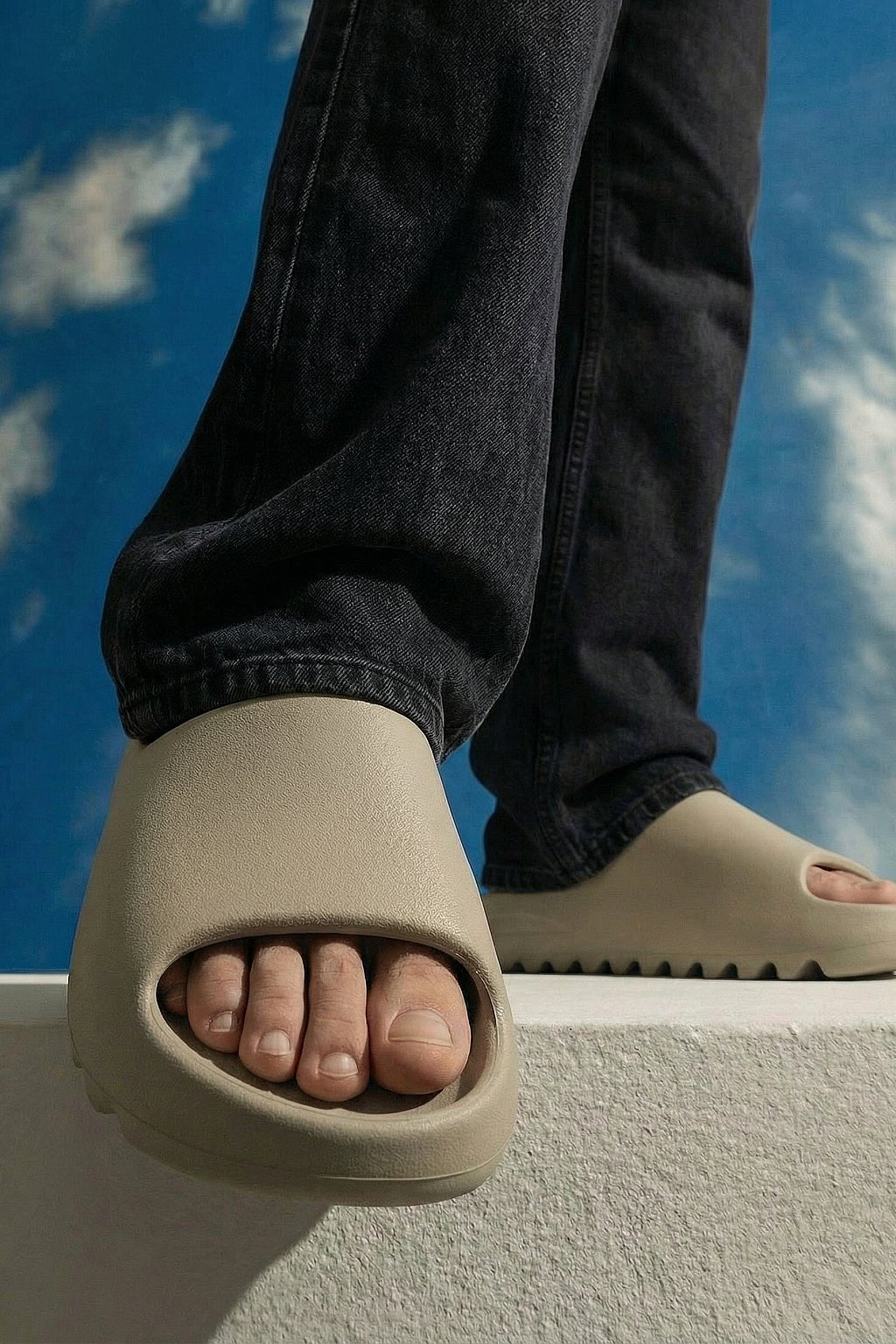 Slide beige - y2k streetwear