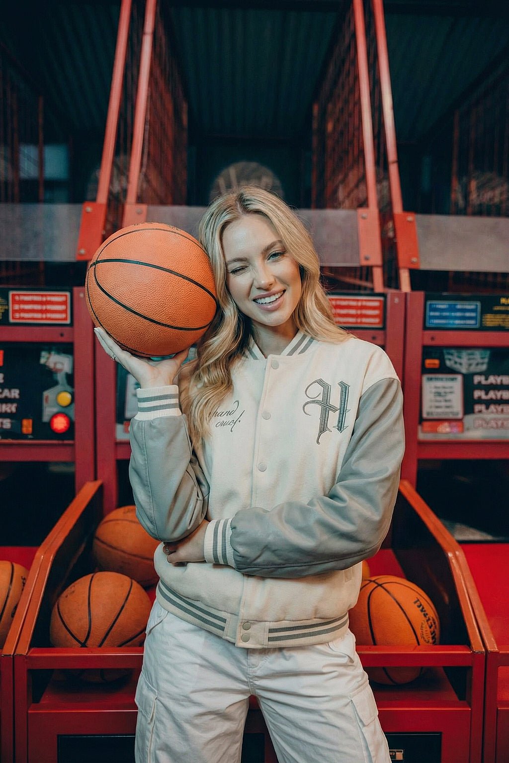 Varsity jacket beige - y2k streetwear