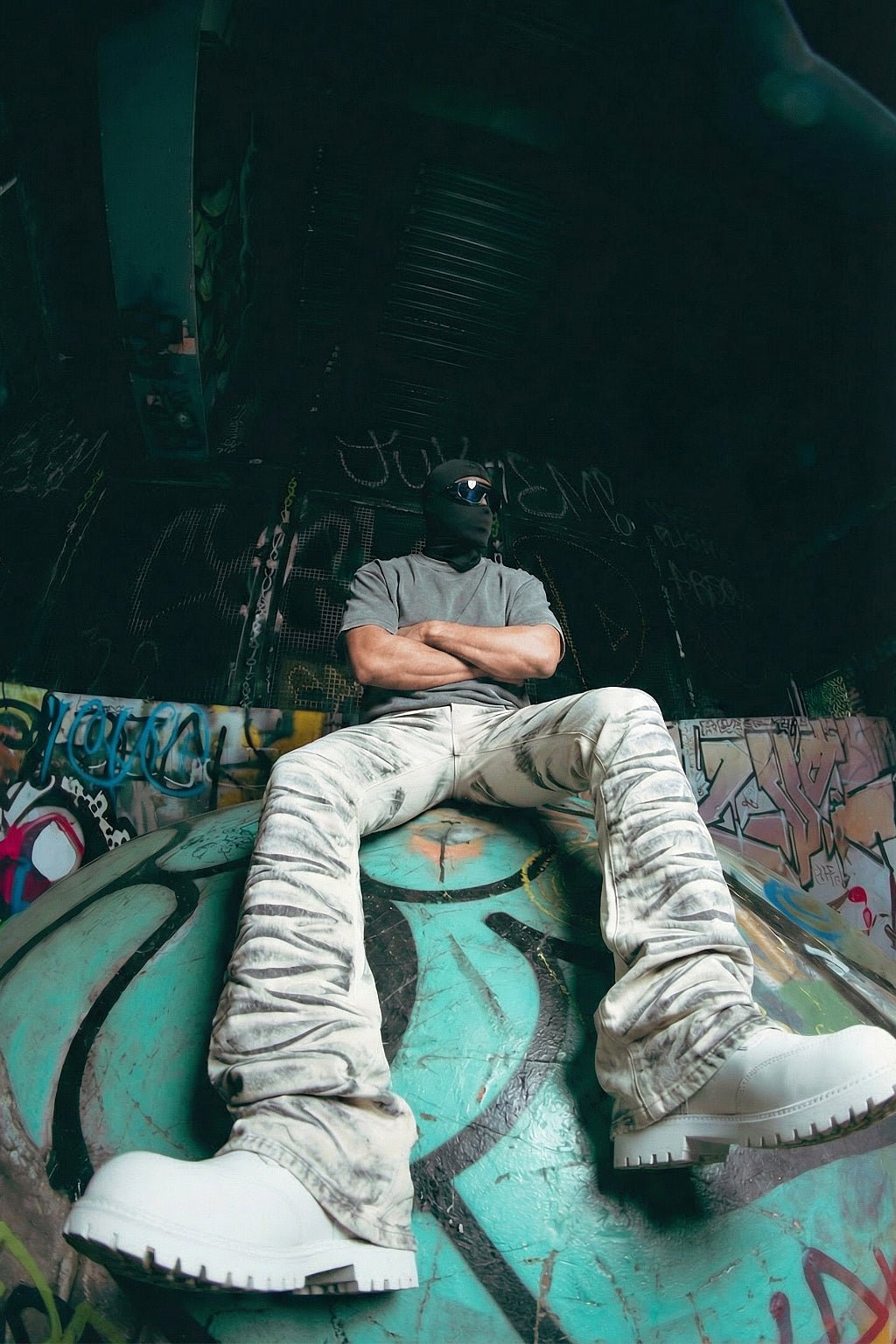 White stacked jean - y2k streetwear